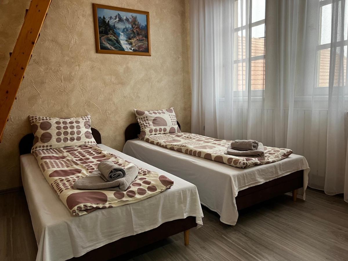Origo Vendeghaz 2 Appartement Sárospatak Buitenkant foto