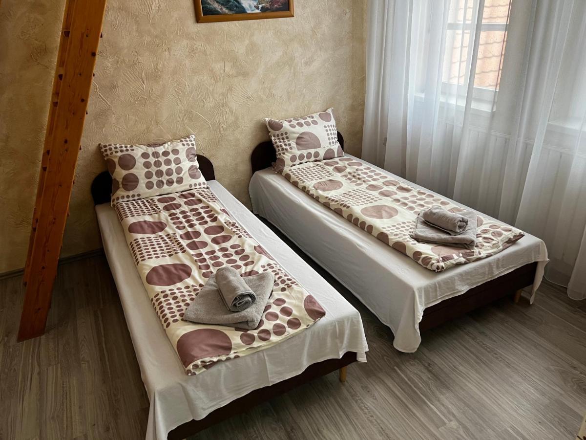 Origo Vendeghaz 2 Appartement Sárospatak Buitenkant foto